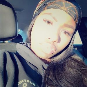 Meet your Posher, Arnell